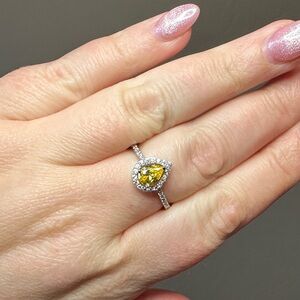 S925 Sterling Silver Pear Ring AAA CZ Stones Size 9